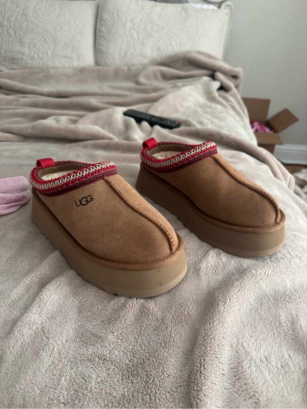 UGG TAZZ SLIPPER